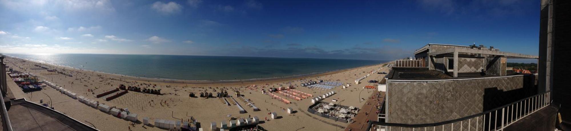 Zeedijk44 - Frontal Sea View Penthouse Lägenhet De Panne Exteriör bild